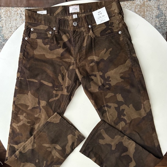 J. Crew Men’s 484 Slim Fit Cord Camo Pant 28x30 New - Picture 1 of 8